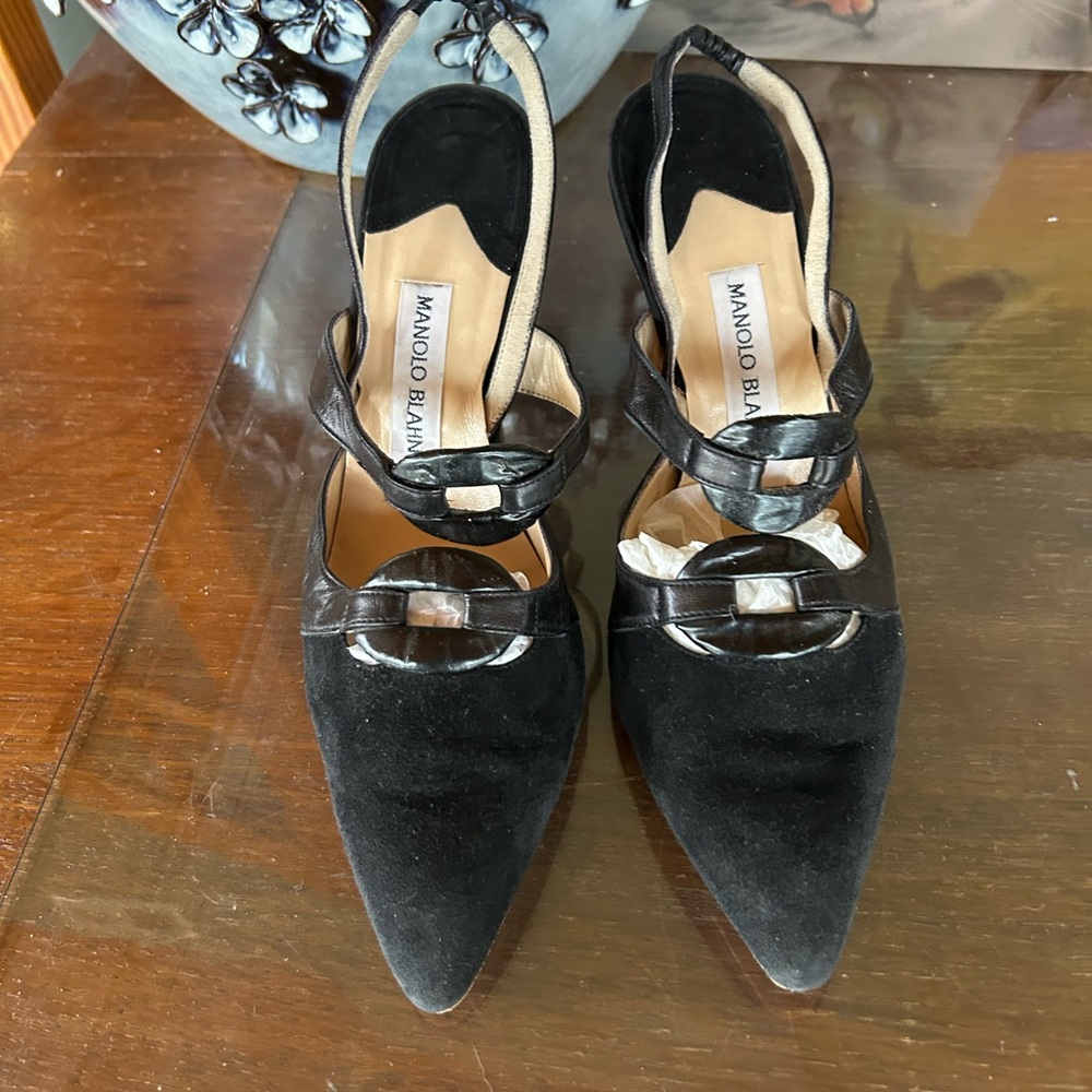 Vintage Manolo Blahnik Slingback Heels EU 38.5